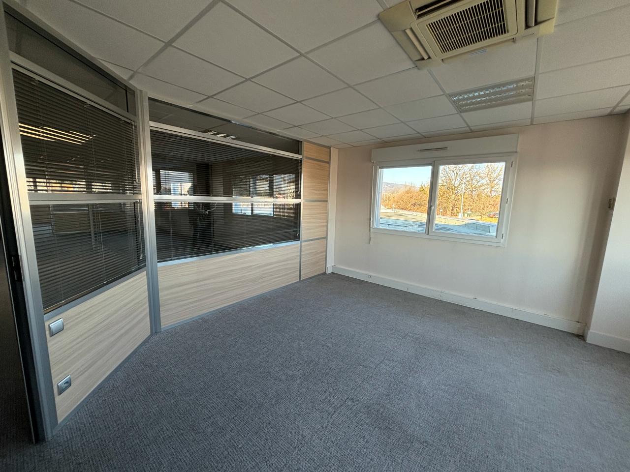 Bureau Meythet 175m² Vente bureau Meythet Haute-Savoie OVBUR2531153 9